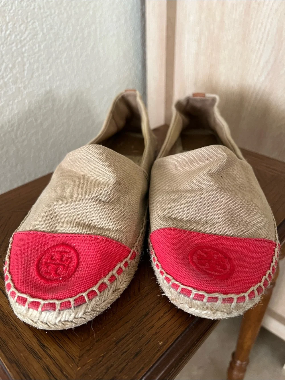 Tory Burch Canvas Espadrilles in Beige with Coral Toe